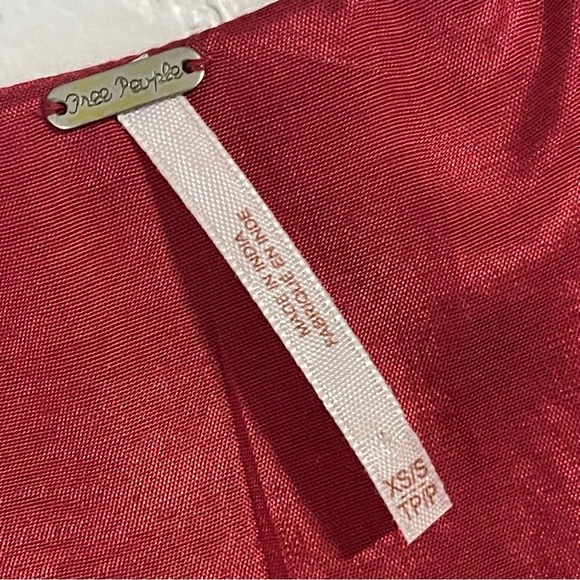 Free People Keepsakes Red Floral Embroidered Fringe Kimono/Robe Jacket Size XS/S - Picture 15 of 15